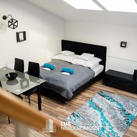 Apartament Manhattan Mielec Eksteriør billede