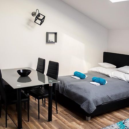 Apartament Manhattan Mielec Eksteriør billede